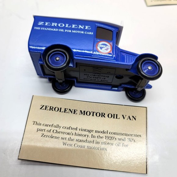 Lledo Standard Oil Chevron Trucks Zeroline, Atlas Tires, Red Crown JR326 - Picture 4 of 13